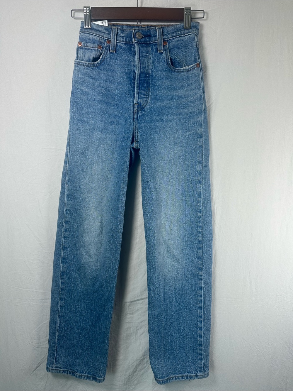Levi's High-Rise Straight Leg Jeans - Light Blue